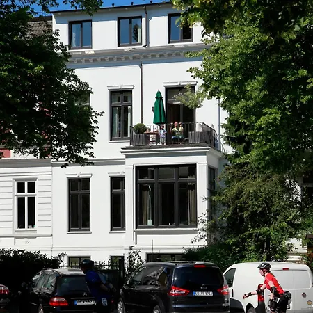von Deska Townhouses - White House